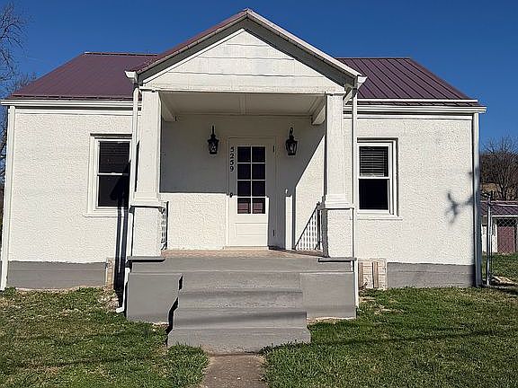 3rd image of 5259 Historic Dr