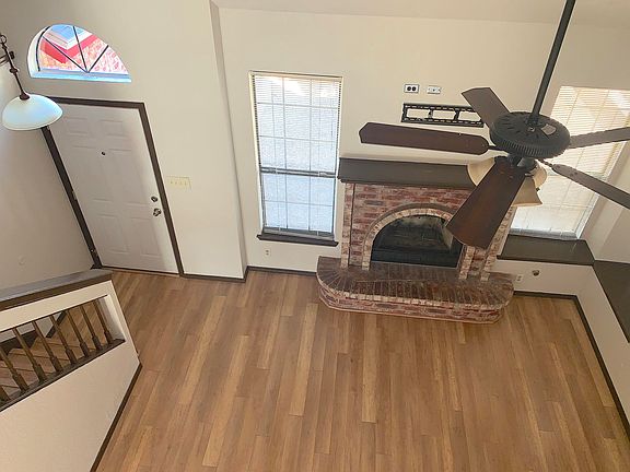 5th image of 12056 Meadow Gate Dr