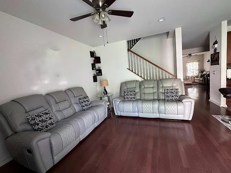6 Masters Blvd #6 — Photo 4
