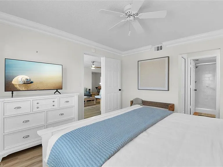 10682 Gulf Shore Dr #C-205 — Photo 17