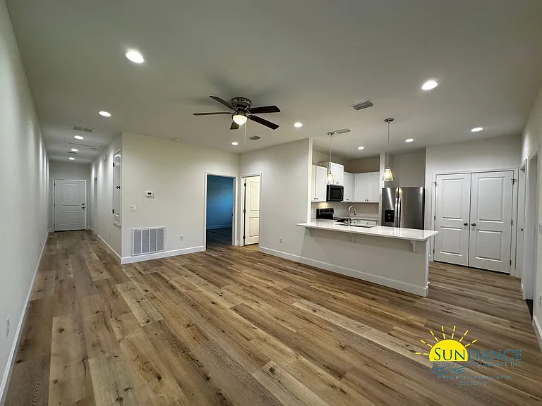 787 Navy St #A — Photo 2