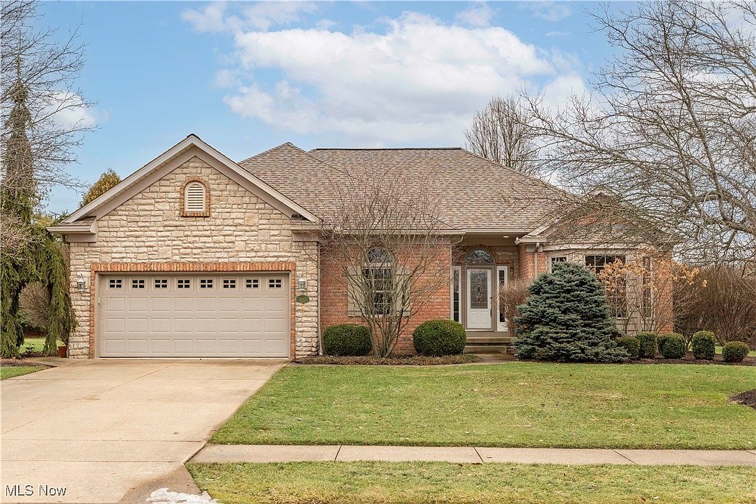 2107 Burberry St NW, North Canton, OH 44720 | Zillow
