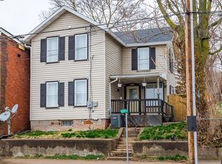 1307 Hershey Ave, Muscatine, IA 52761