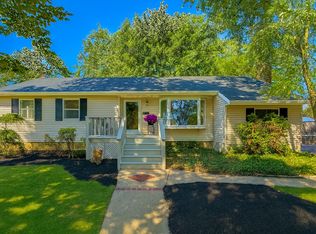 2 Unity Dr, Centereach, NY 11720