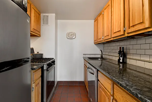 Rented by Town Residential | media 29