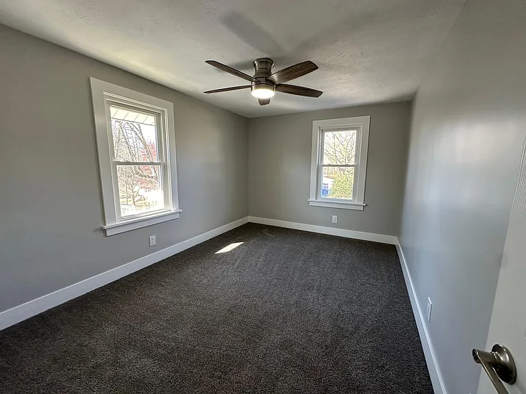 751 Belmont Ave — Photo 10