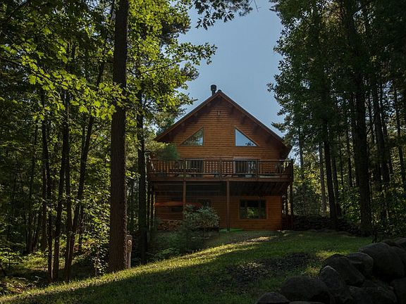2nd image of 206 Sequoia Mountain Ln