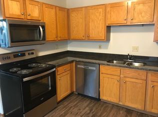 1537 Grandview Ave #4, Papillion, NE 68046