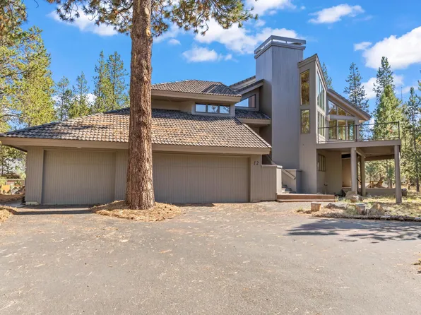 57654 Cottonwood Ln #12, Bend, OR 97707