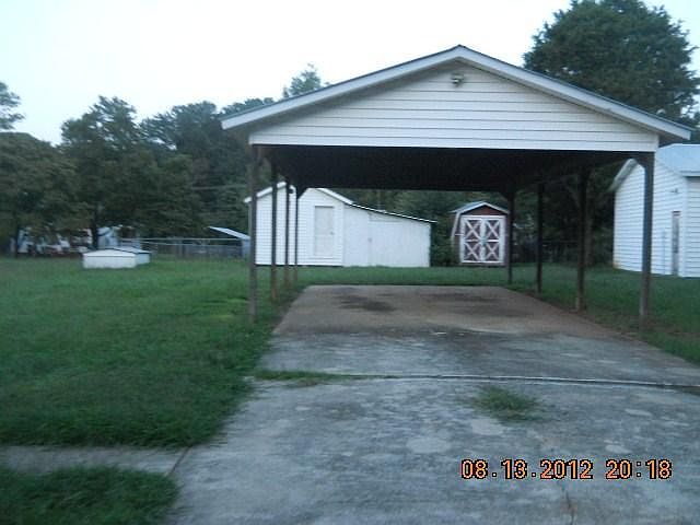 2nd image of 3336 Beavercreek Rd