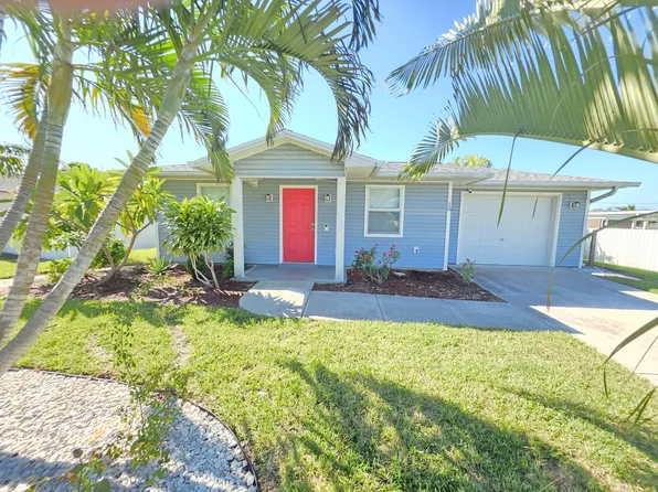 28 SW 19th Ter, Cape Coral, FL 33991