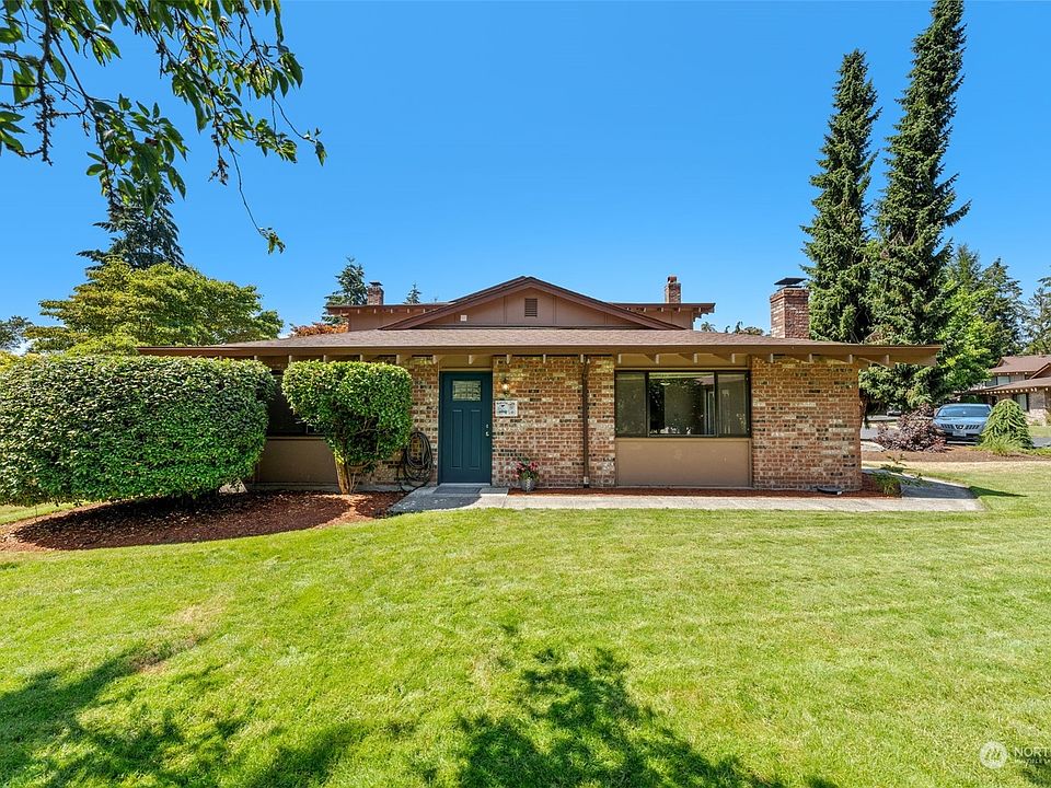1st image of 2814 Garden Court #A