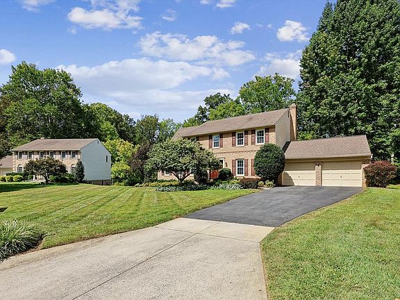 2nd image of 9825 Korman Ct