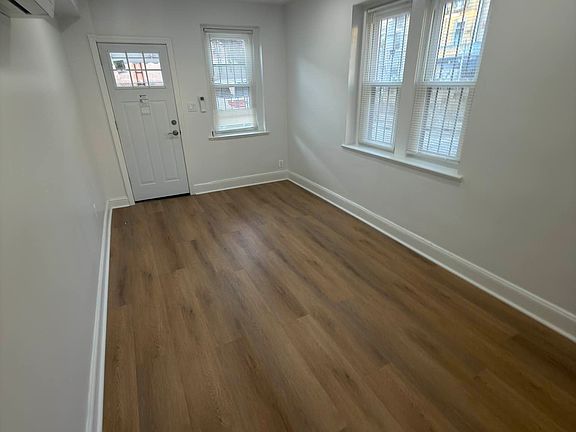 5th image of 50-14 42nd St