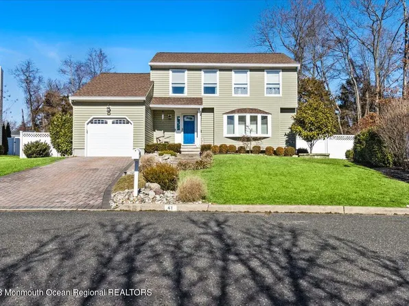 41 Davids Lane, Howell, NJ 07731