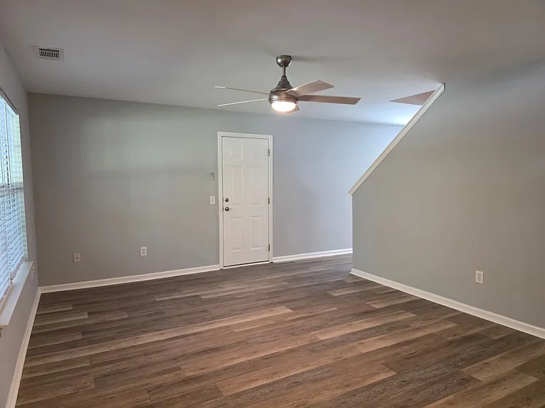 1202 N Carolina Ave — Photo 6
