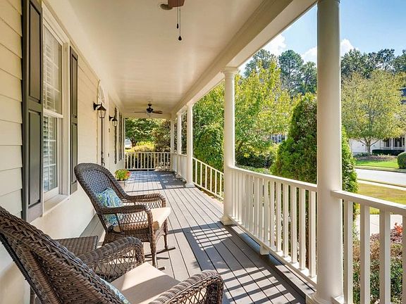 4th image of 5375 Chaversham Ln
