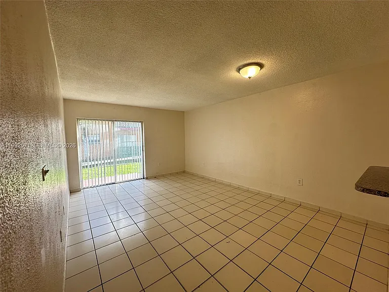1008 NW 45th Ave #8 — Photo 13