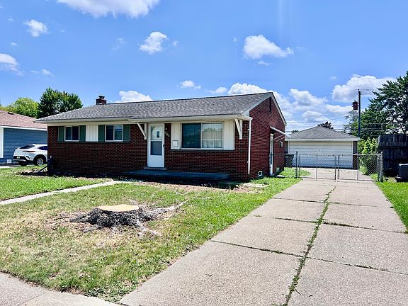 2nd image of 2252 Winston Dr