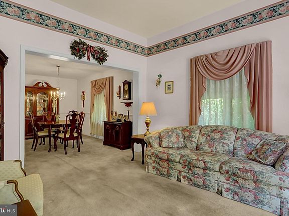 5th image of 1684 Maher Blvd