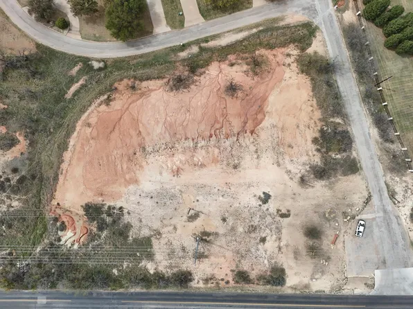 5831 Pecan Valley Ln #2, San Angelo, TX 76904