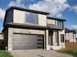 168 Otterbein Rd, Kitchener, ON N2B3P5