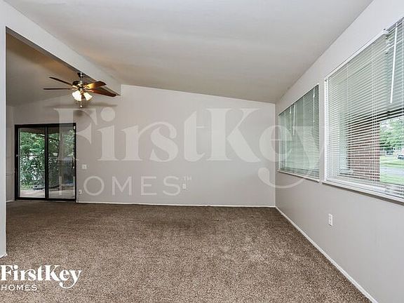 5th image of 1740 Bay Meadows Dr