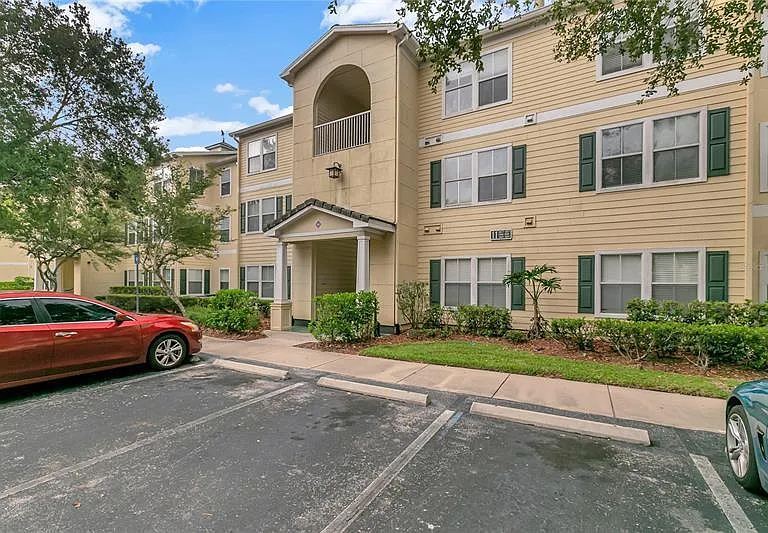 18187 Bridle Club Dr — Photo 1