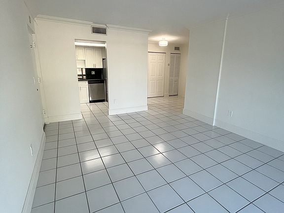 4th image of 8311 SW 142nd Ave APT I204