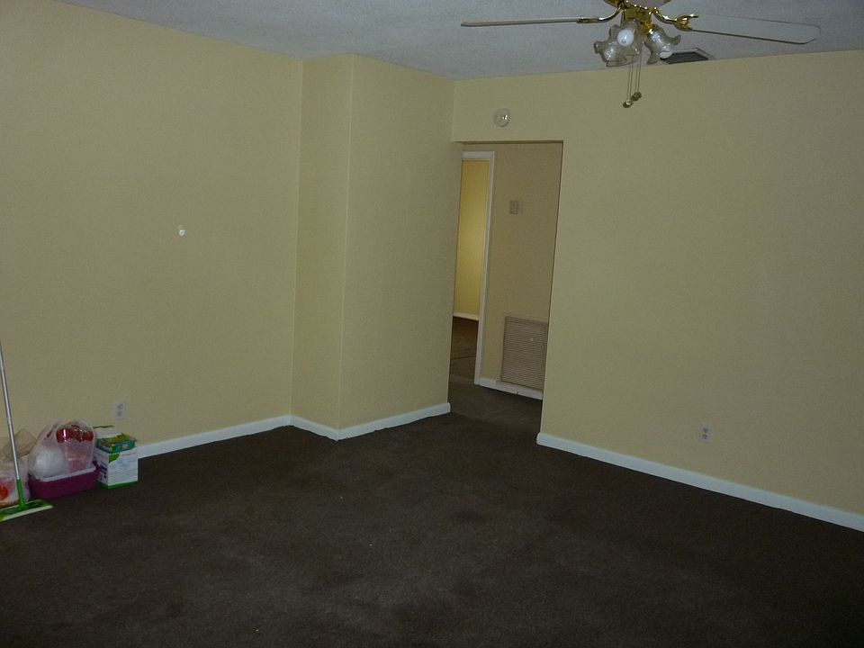 2nd image of 5819 SW 27th St