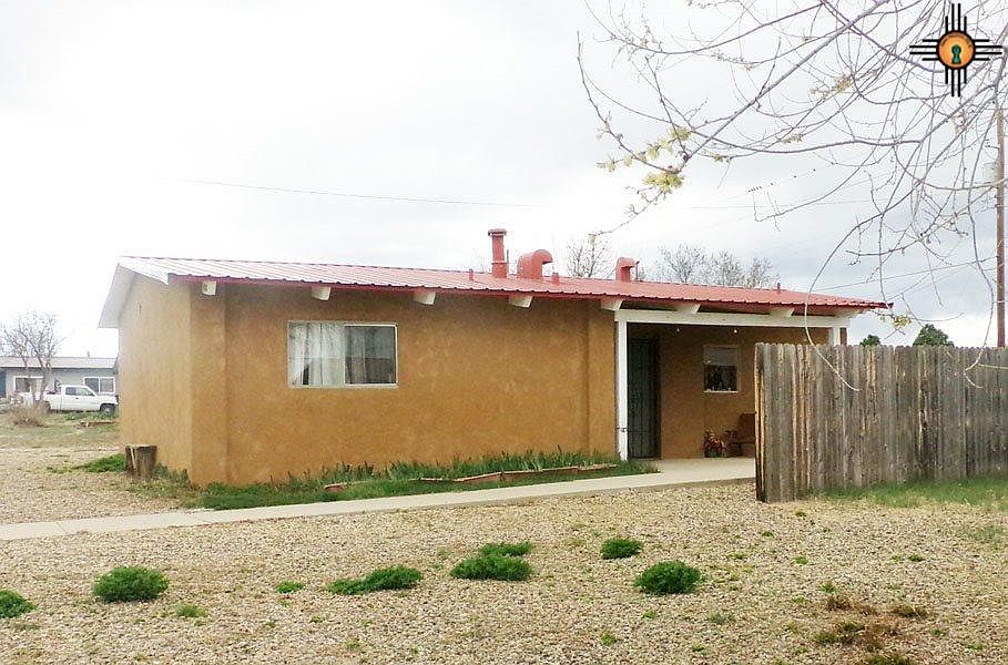 1st image of 400 Sandoval St