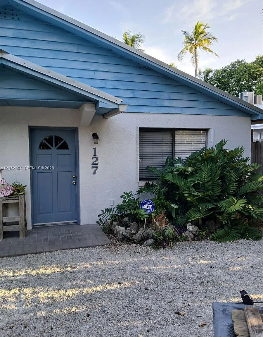 2 bed, 2.0 bath, $2,550 — Photo 1