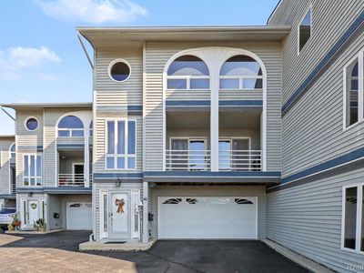 40 Harrison Ave, Trenton, MI, 48183