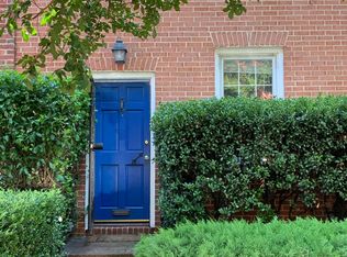 334 6th St SE, Washington, DC 20003