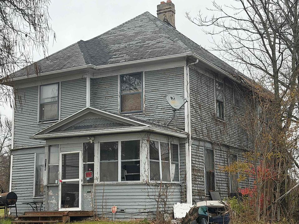 2nd image of 106 N Adams St