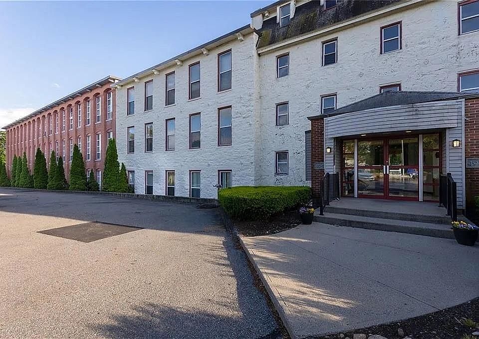 1st image of 494 Woonasquatucket Ave APT 414