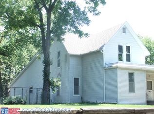 612 N 4th St, Beatrice, NE 68310