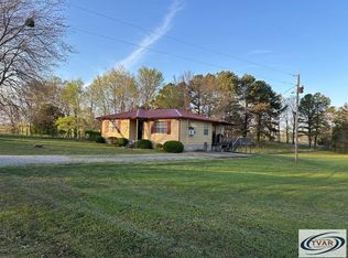 4460 Pt Mason Rd, Big Sandy, TN 38221