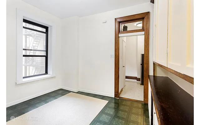 Sold by Douglas Elliman | media 10