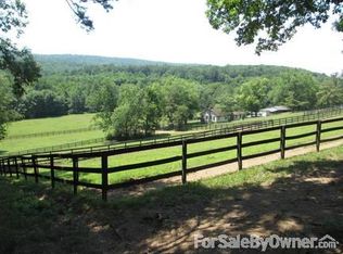 115 Moonshine Rd, Jonestown, PA 17038