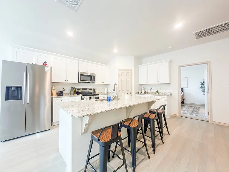1337 Bajada St — Photo 10
