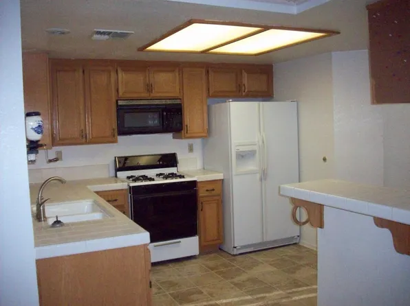 2836 Trakell St, Rosamond, CA 93560