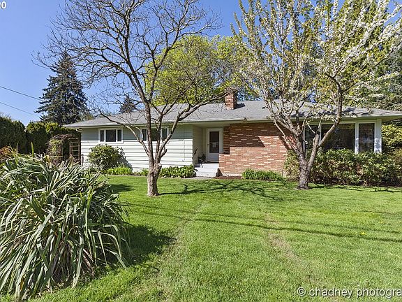 2nd image of 11107 SE Stanley Ave