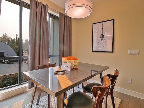 5th image of 405 Curtner Ave Unit F