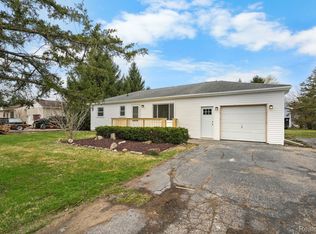 7335 N Elms Rd, Flushing, MI 48433