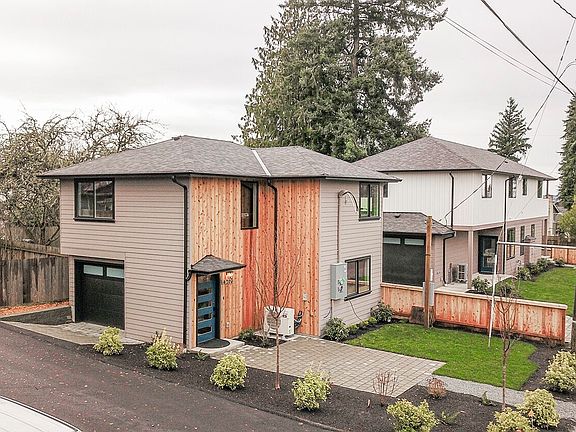 2nd image of 4319 SW 102nd Street