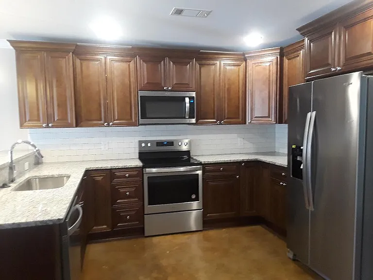 2209 Emery Ln #A — Photo 2