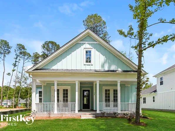 126 Pecan Dr, Summerville, SC 29483