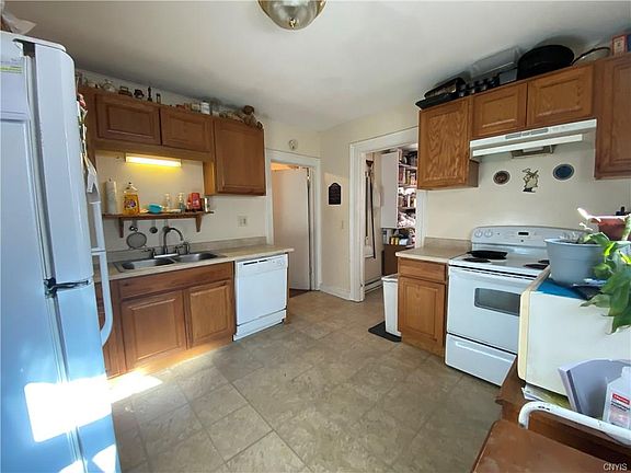 5th image of 711 1/2 2nd St