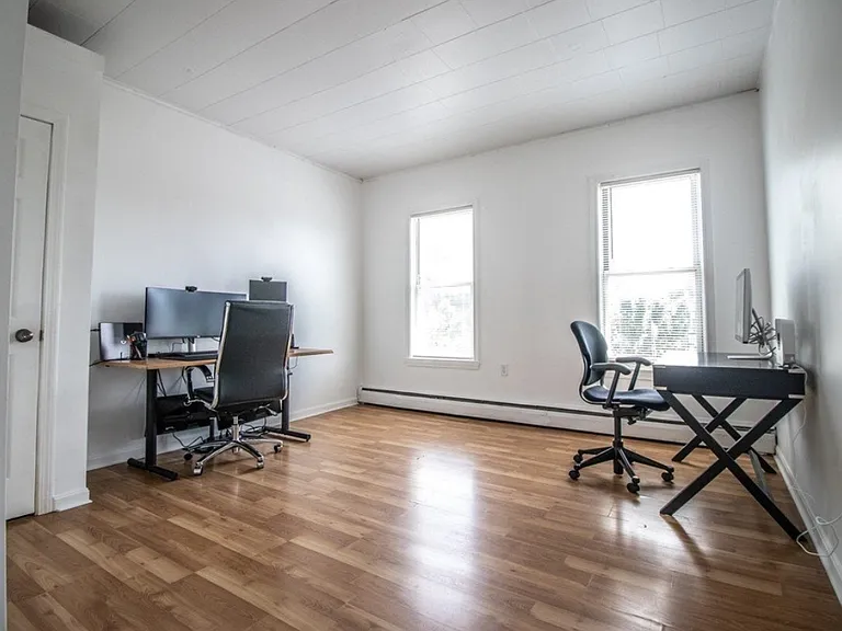 91 Elm St #3 — Photo 6